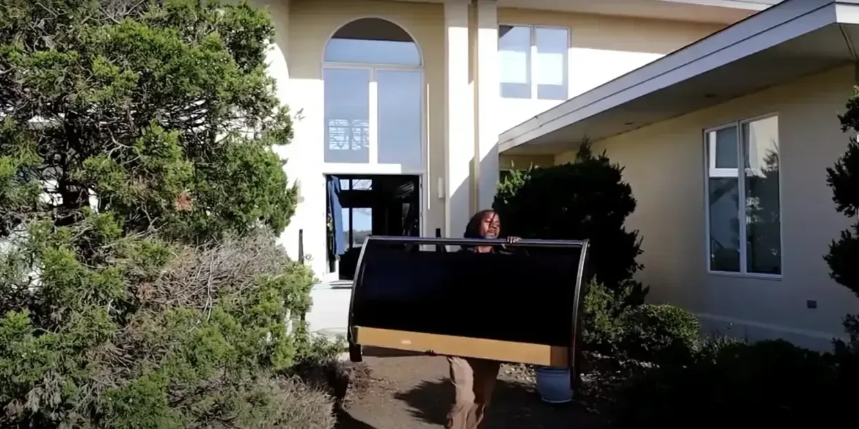 Safe transportation of furniture
